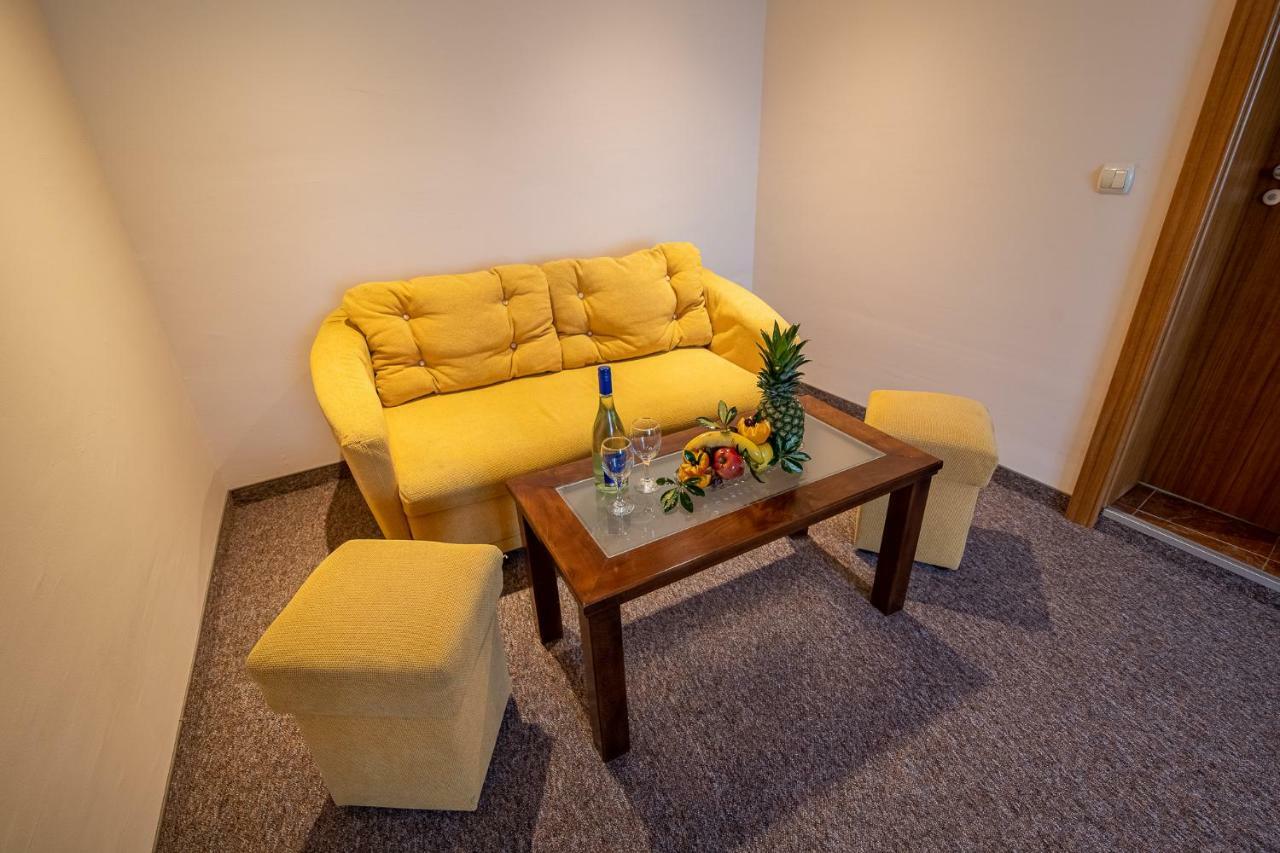 Adamo Hotel Varna Luaran gambar