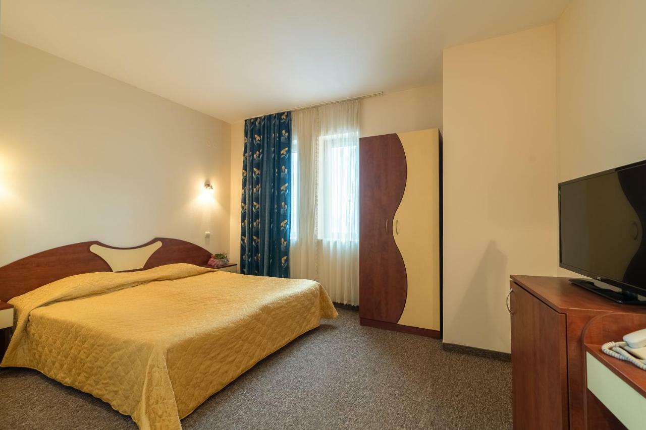 Adamo Hotel Varna Luaran gambar