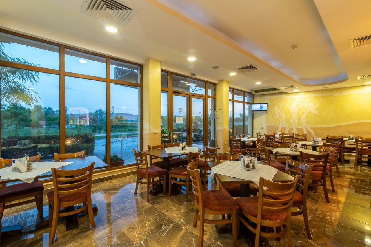 Adamo Hotel Varna Luaran gambar