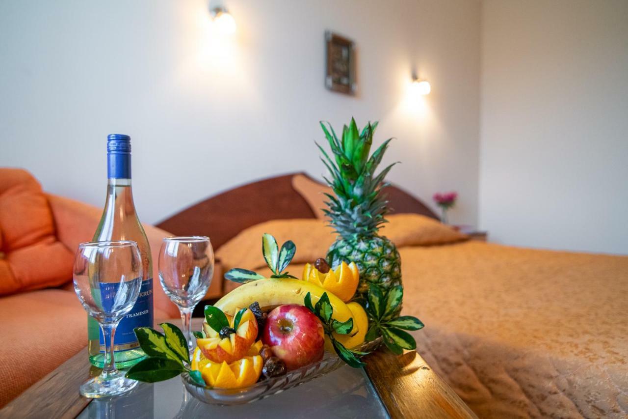 Adamo Hotel Varna Luaran gambar
