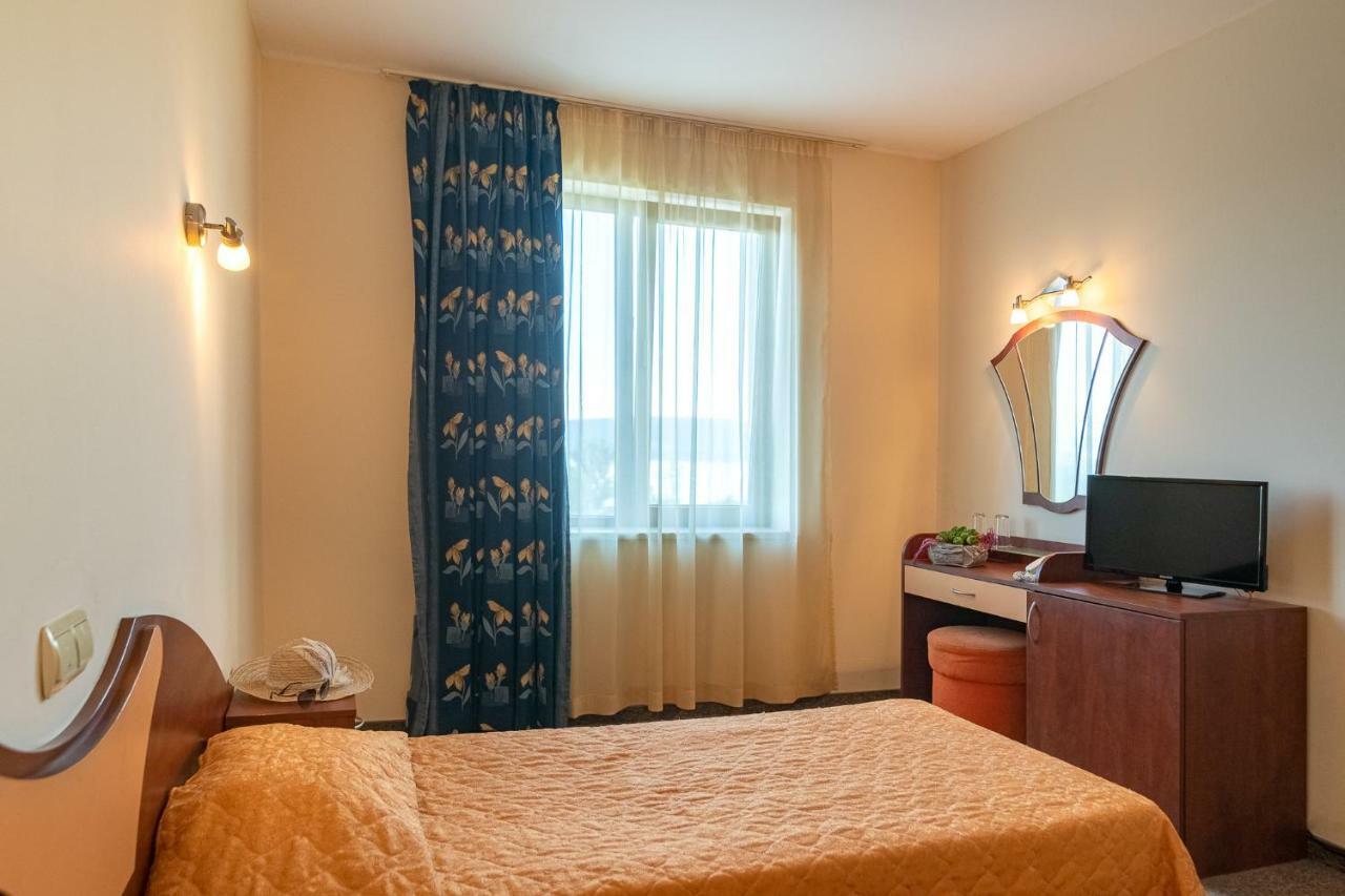 Adamo Hotel Varna Luaran gambar